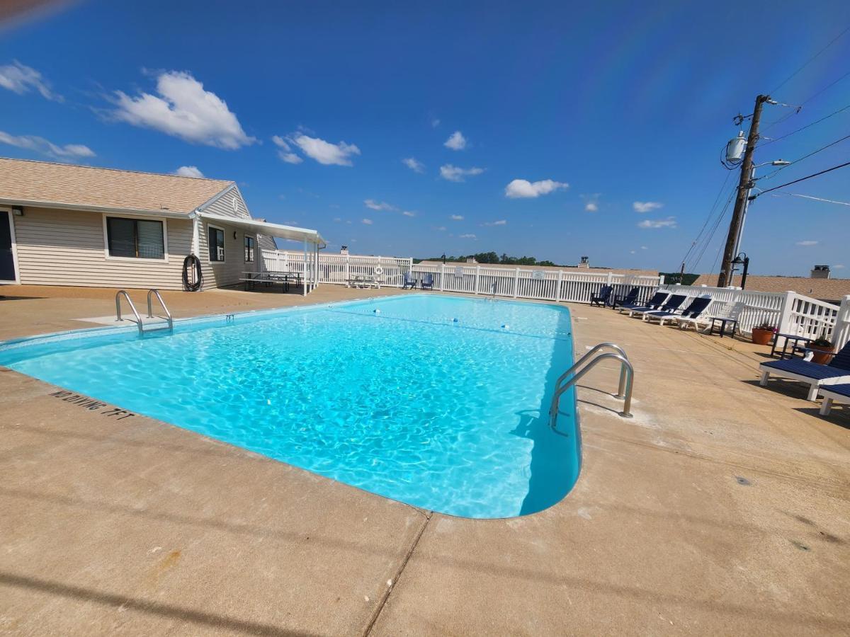 Lakefront Condo With A View オーセージ・ビーチ エクステリア 写真